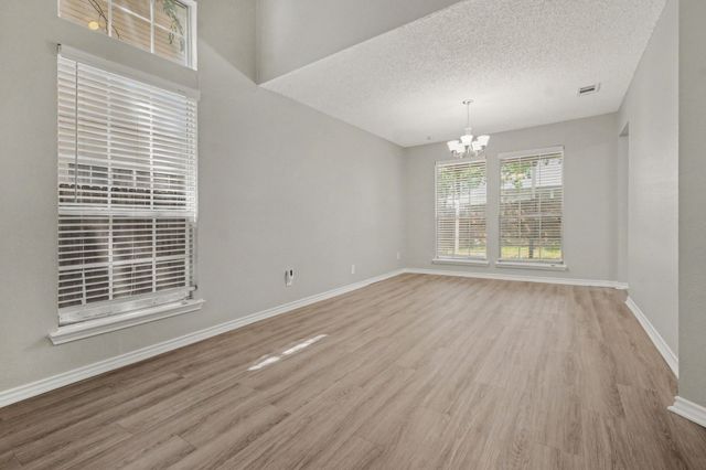 4721 Waterway Drive N, Fort Worth, TX 76137