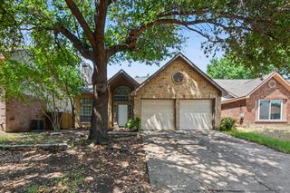 4721 Waterway Drive N, Fort Worth, TX 76137