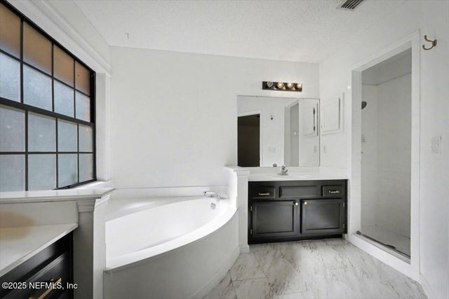 4423 HORSESHOE BEND Court, Jacksonville, FL 32224