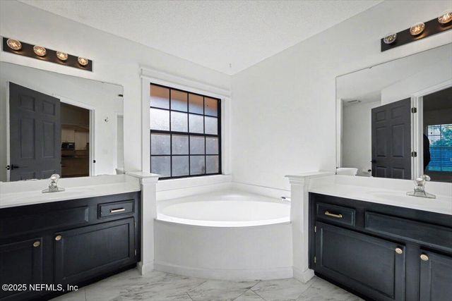 4423 HORSESHOE BEND Court, Jacksonville, FL 32224