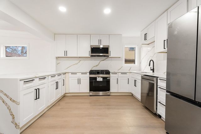 14610 Colfax Place, Crown Point, IN 46307