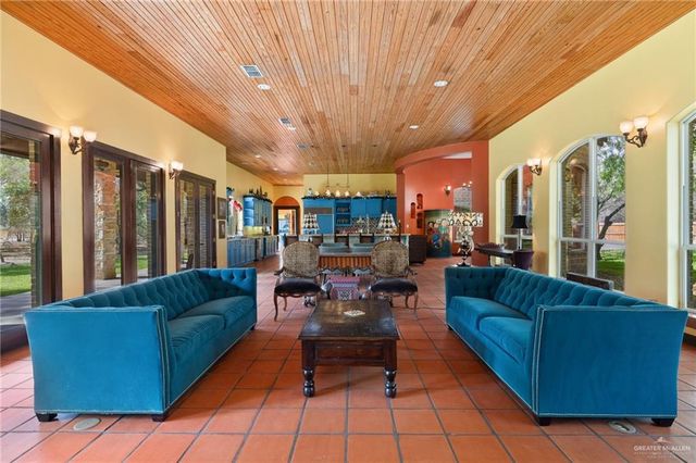 1700 Dartmouth Avenue, Mcallen, TX 78504