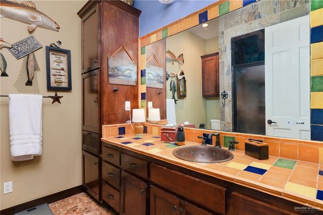 1700 Dartmouth Avenue, Mcallen, TX 78504