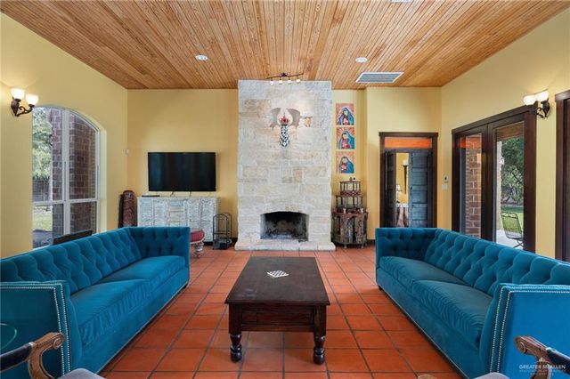 1700 Dartmouth Avenue, Mcallen, TX 78504