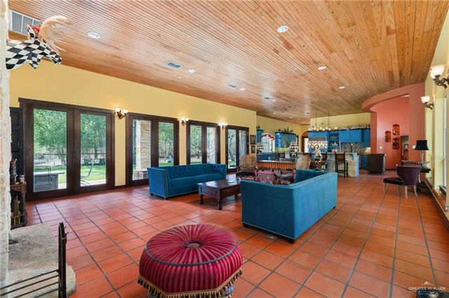 1700 Dartmouth Avenue, Mcallen, TX 78504