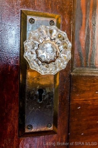 131 Olive Avenue, New Albany, IN 47150