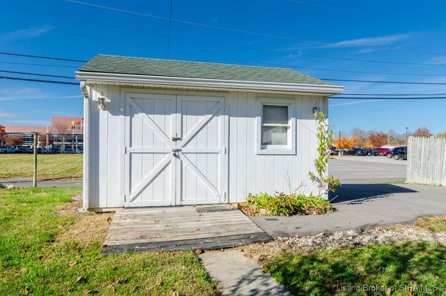 131 Olive Avenue, New Albany, IN 47150