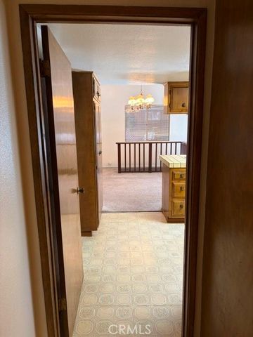 1163 Jungfrau, Crestline, CA 92325