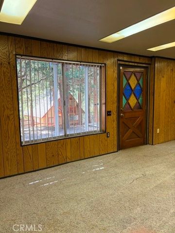 1163 Jungfrau, Crestline, CA 92325