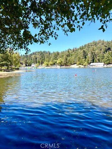 1163 Jungfrau, Crestline, CA 92325