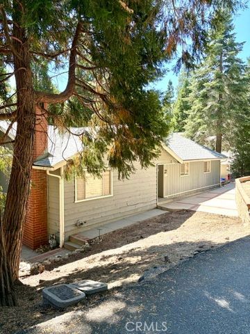 1163 Jungfrau, Crestline, CA 92325