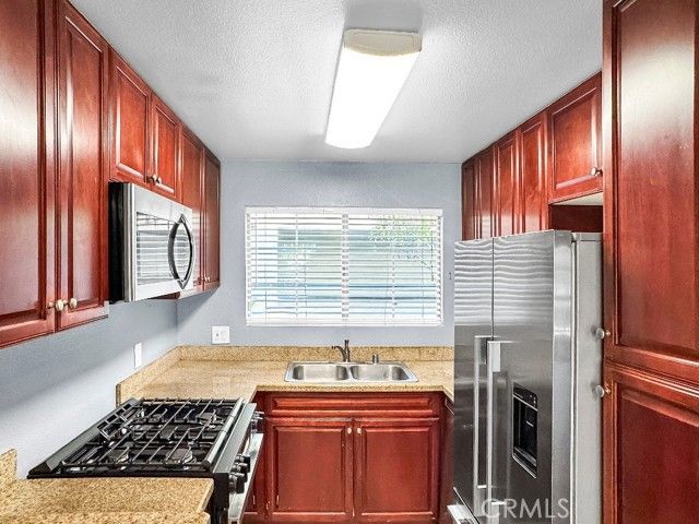 5500 Owensmouth 204, Woodland Hills (los Angeles), CA 91367