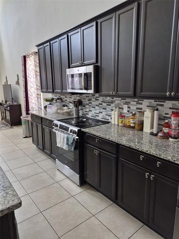 1482 FLATWOOD STREET, St Cloud, FL 34771