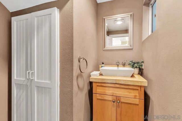 733 H Avenue, Coronado, CA 92118