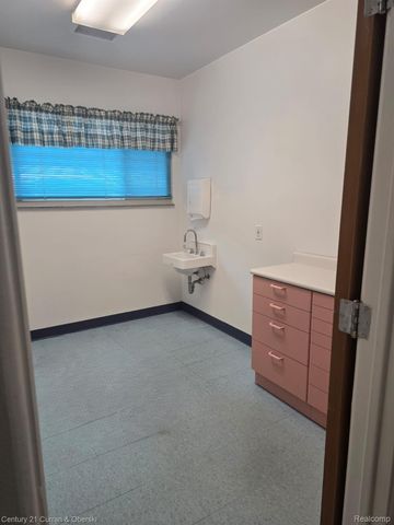 23100 Cherry Hill Street 6, Dearborn, MI 48124