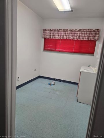 23100 Cherry Hill Street 6, Dearborn, MI 48124