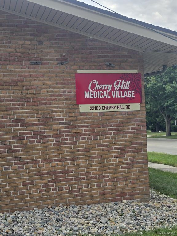 23100 Cherry Hill Street 6, Dearborn, MI 48124