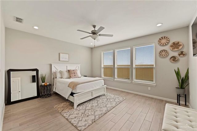5365 Escondido Pass, Mcallen, TX 78504