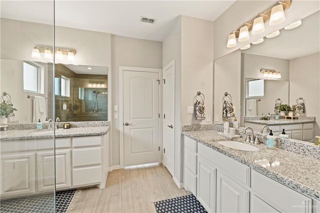 5365 Escondido Pass, Mcallen, TX 78504