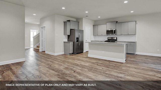 210 Salkeld DR, Uhland, TX 78640
