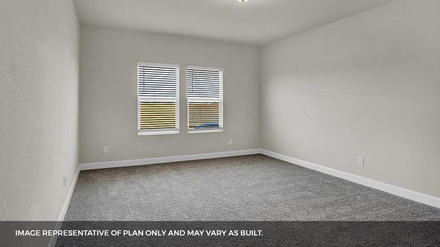 210 Salkeld DR, Uhland, TX 78640