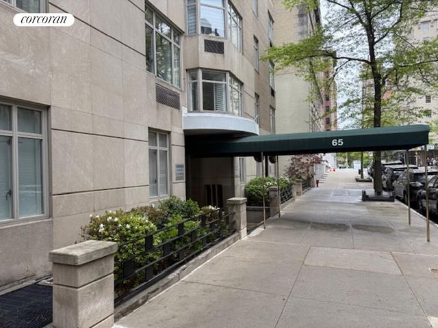 65 E 76th St Apt 2C, New York City, NY 10021