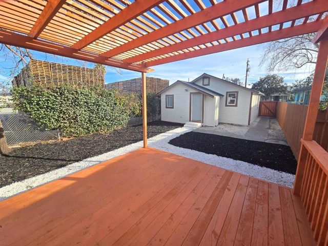 46 South Street, Hollister, CA 95023