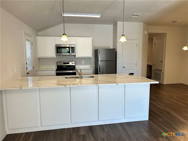 114 Dolphin Drive B, Temple, TX 76501