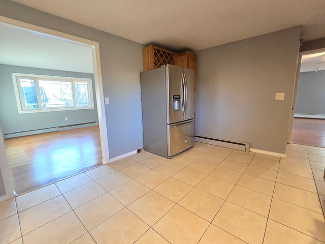 207 Arnold Drive, East Hartford, CT 06108