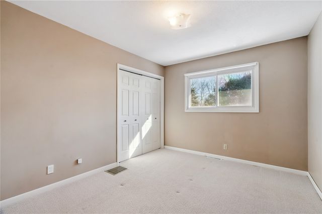 3979 Gie Drive, Center Point, IA 52213