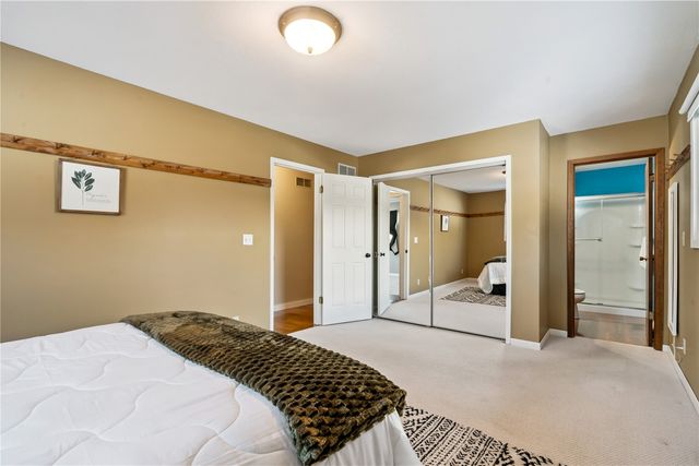 3979 Gie Drive, Center Point, IA 52213