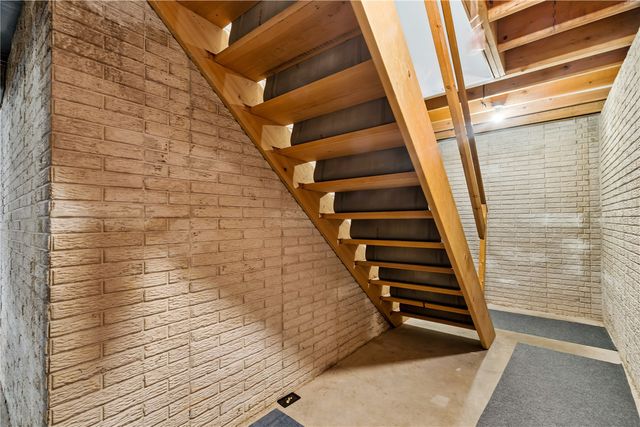 3979 Gie Drive, Center Point, IA 52213