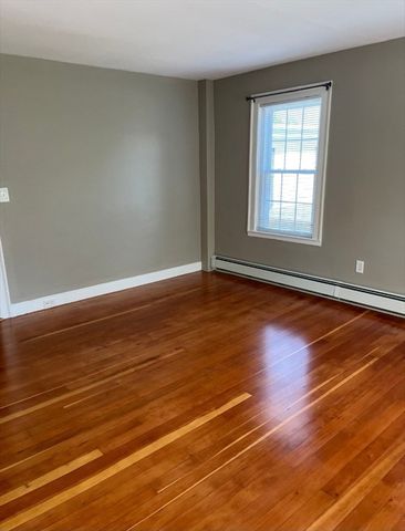 54 West Main Street 2, Westborough, MA 01581
