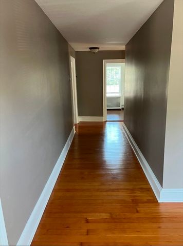 54 West Main Street 2, Westborough, MA 01581