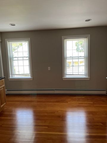 54 West Main Street 2, Westborough, MA 01581