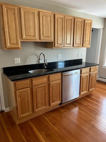 54 West Main Street 2, Westborough, MA 01581