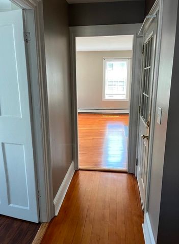 54 West Main Street 2, Westborough, MA 01581
