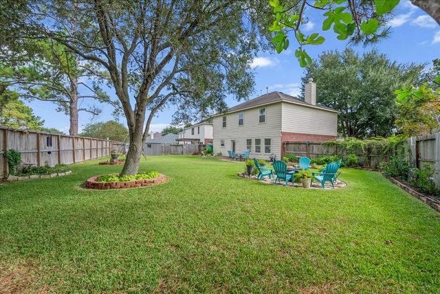 2111 Bataan Drive, League City, TX 77573