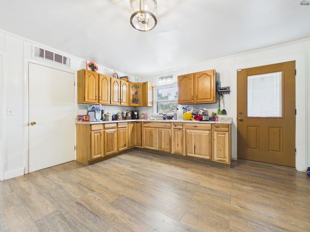 1029 SUNSET LANE, Wichita Falls, TX 76306