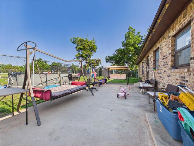 1029 SUNSET LANE, Wichita Falls, TX 76306