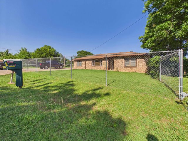 1029 SUNSET LANE, Wichita Falls, TX 76306