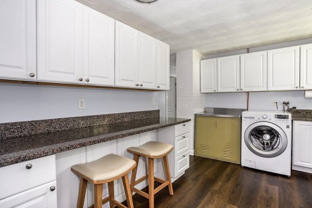 12 Terri Rd, Framingham, MA 01701