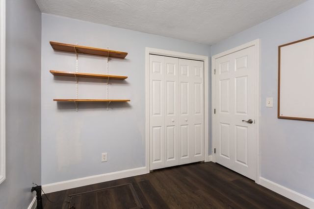 12 Terri Rd, Framingham, MA 01701