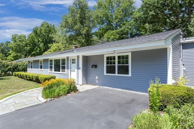 12 Terri Rd, Framingham, MA 01701