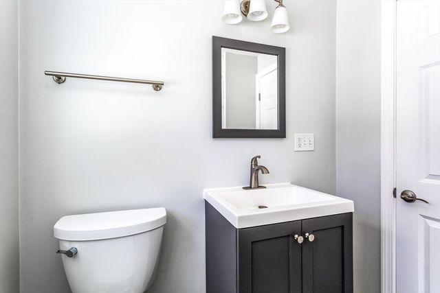 12 Terri Rd, Framingham, MA 01701