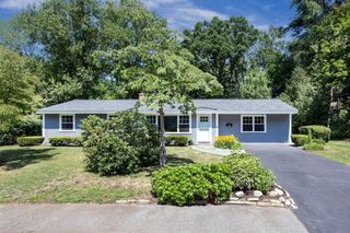 12 Terri Rd, Framingham, MA 01701