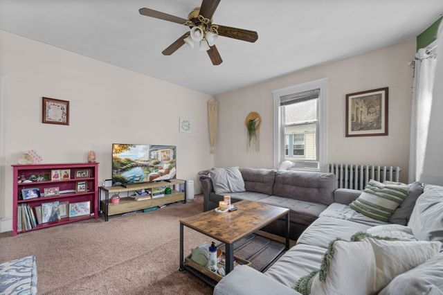 14 Columbia Rd, Wakefield, MA 01880