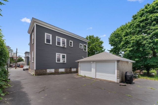 14 Columbia Rd, Wakefield, MA 01880
