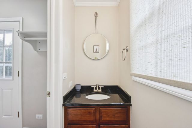 1028 Highland Lane, Glenview, IL 60025