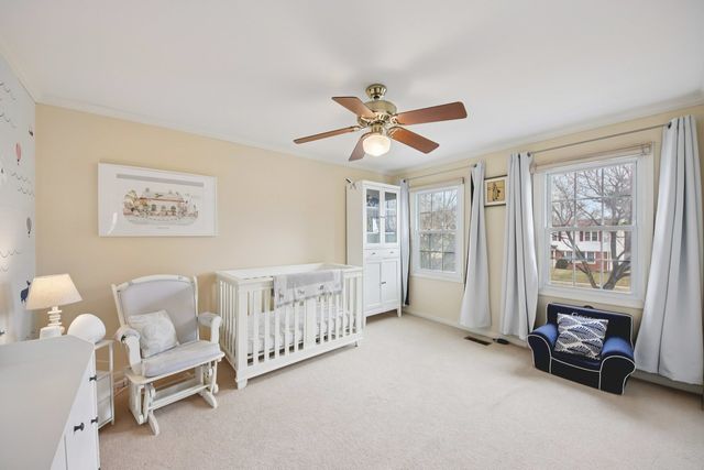 1028 Highland Lane, Glenview, IL 60025